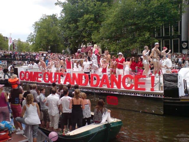 gay-pride-canal-parade-amsterdam gay-pride-canal-parade-amsterdam-photo