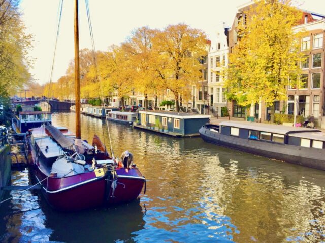 best time to visit amsterdam