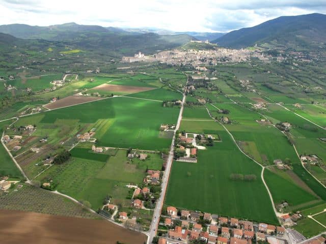 aerial-view-umbria-fields aerial-view-umbria-fields-photo