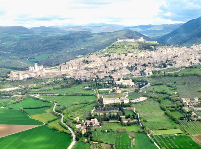 assisi-aerial-view-photo