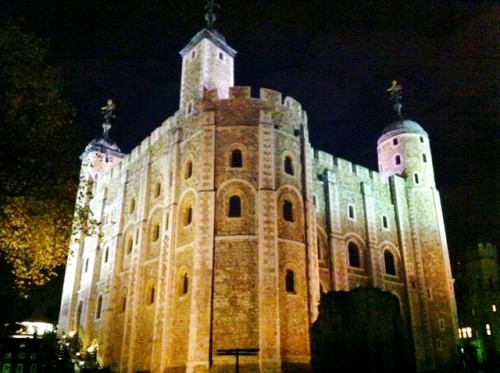tower-of-london-night tower-of-london-night-photo