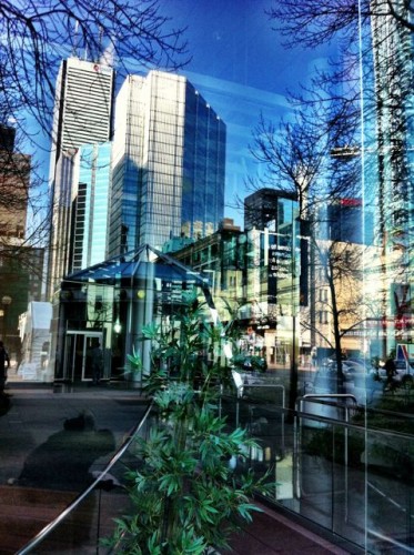 toronto-glass-reflection toronto-glass-reflection-photo