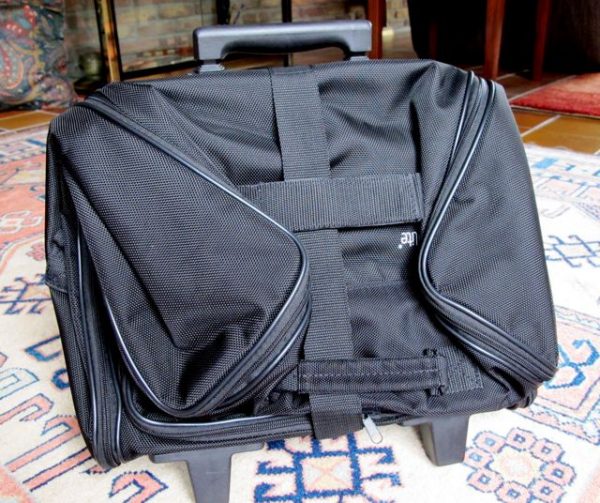 Review of Flylite lightweight luggage