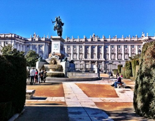 royal-palace-madrid-photo