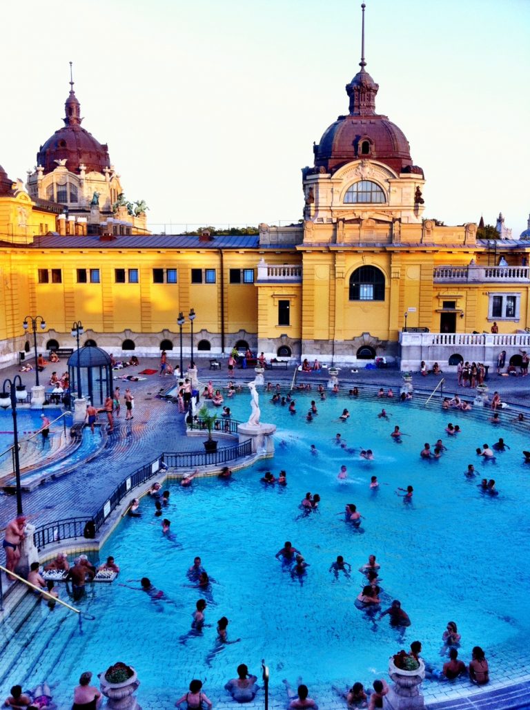 recommended-thermal-baths-in-budapest