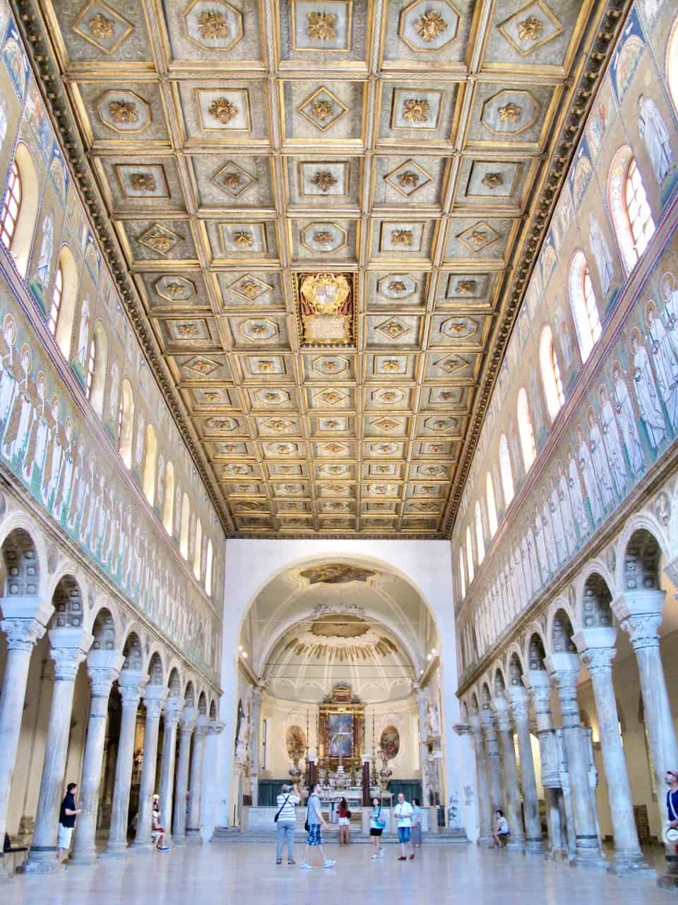 basilica-sant-apollinare-nuovo-photo