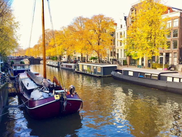 amsterdam-canal-autumn-photo