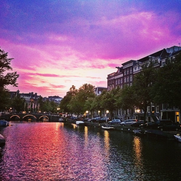 sunset-canal-amsterdam-photo