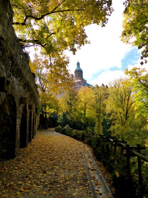 ksiaz-castle-poland-autumn-photo