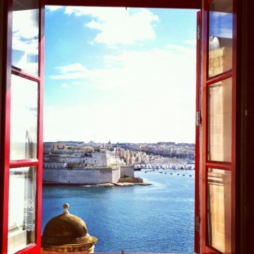 window-malta-photo