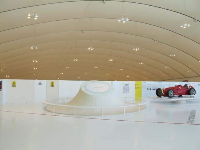 enzo-ferrari-museum-foyer-photo