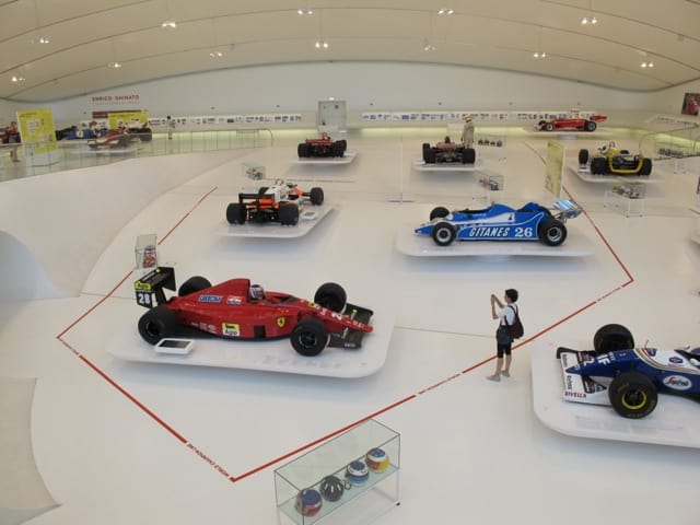enzo-ferrari-museum-photo