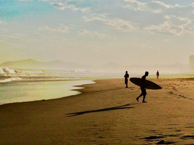 Barra da Tijuca surfer photo