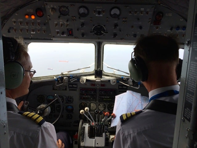 dakota-dc3-cockpit-photo