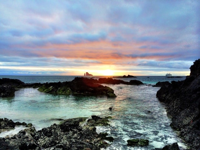 sunset-galapagos-photo