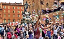 Sundays in Bologna bologna-bubbles-photo