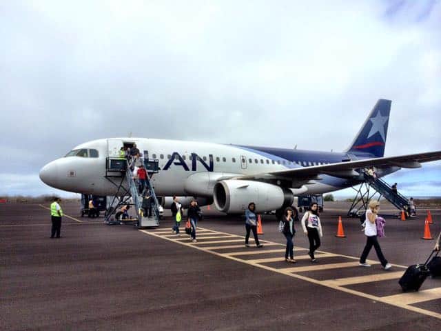 arriving-in-galapagos-lan-airlines-photo