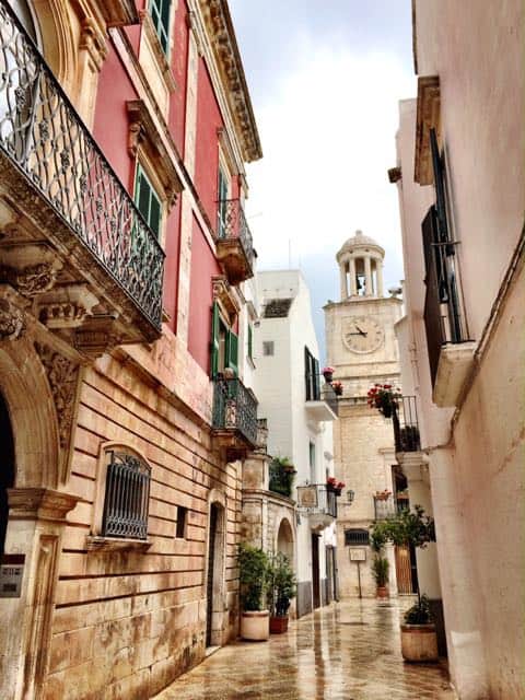 locorotondo-puglia-photo