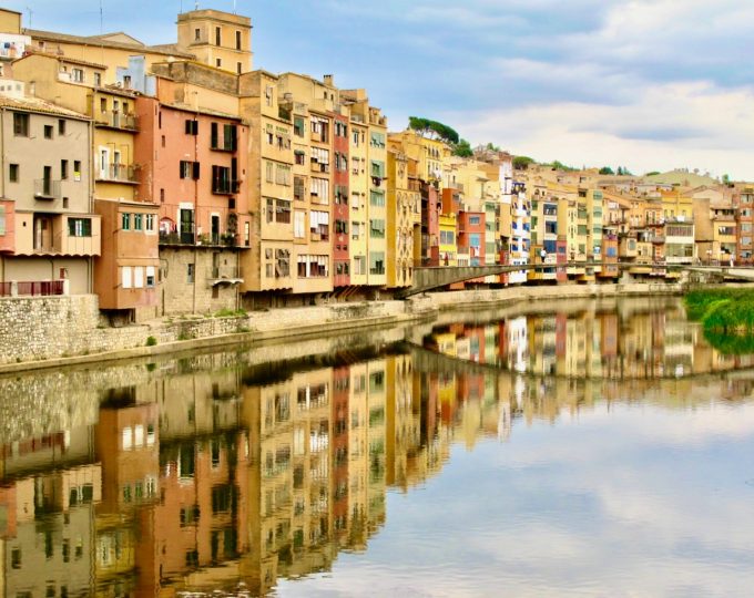 Strolling around gorgeous Girona