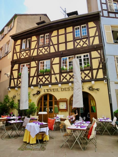 petit-france-strasbourg-restaurant-photo