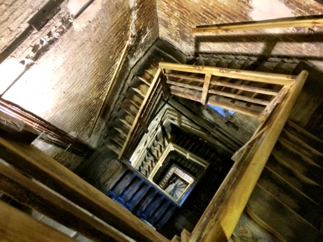 staircase-asinelli-tower-bologna-photo