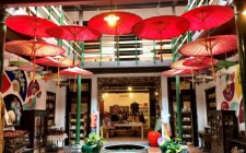 Exploring Melaka shop-jonker-street-malacca-photo