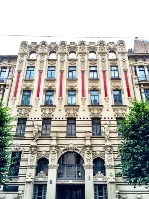 art-nouveau-riga-latvia-photo