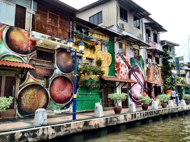 melaka-river-houses-photo