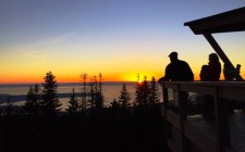 The incredible view from Grouse Mountain grouse-mountain-sunset-view-photo