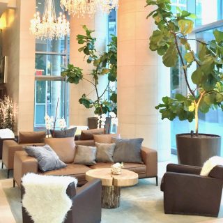 shangri-la-hotel-vancouver-lobby-photo