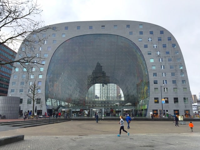 markthal-rotterdam-exterior-photo
