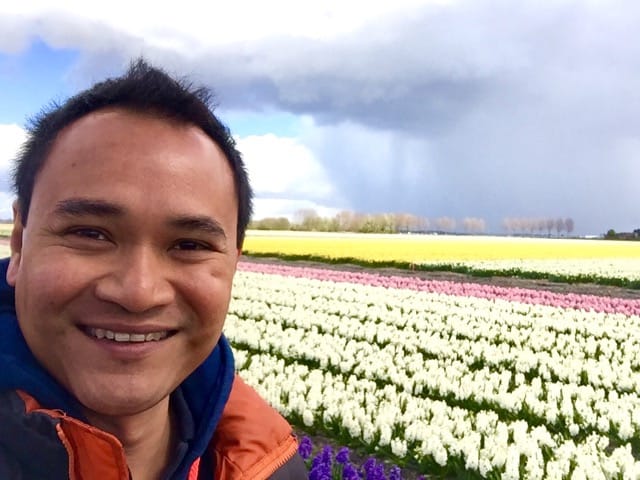 keith-flowers-selfie-photo