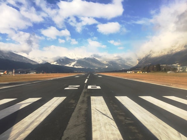 runway-innsbruck-airport-photo
