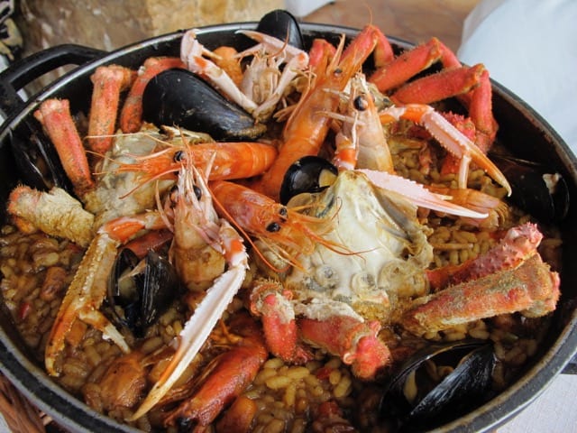seafood-paella-photo