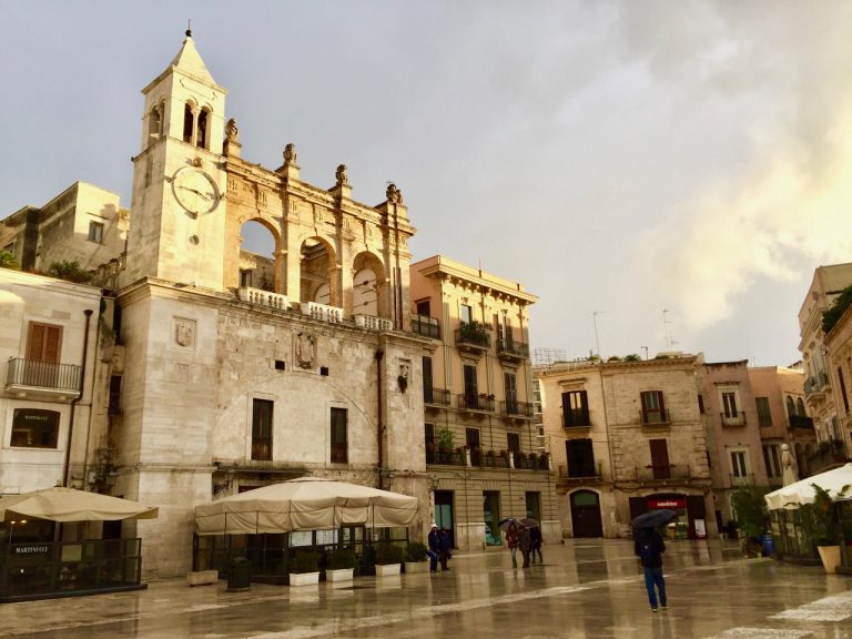 Things to see in Bari on a stroll around the Old Town