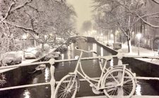 Winter scenes in Amsterdam winter-scene-amsterdam-photo