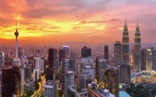 Sunset cocktails at Vertigo kuala-lumpur-panoramic-sunset-view-photo