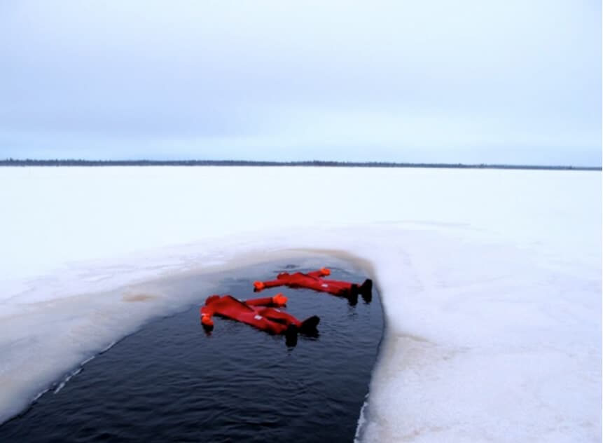 Ice-floating experience in Finnish Lapland