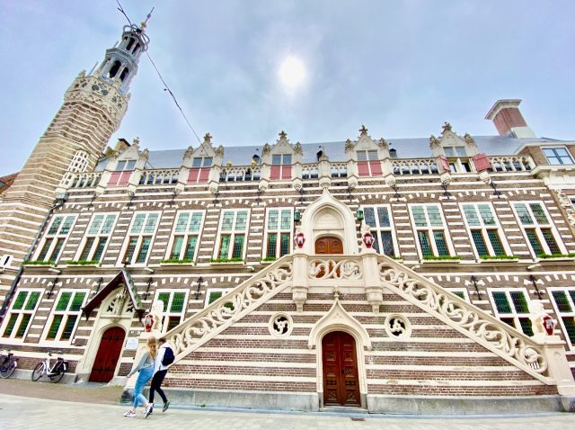 stadhuis-alkmaar-city-hall-photo