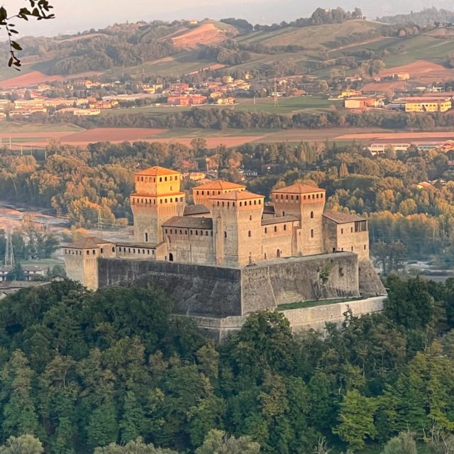 Castello di Torrechiara photo