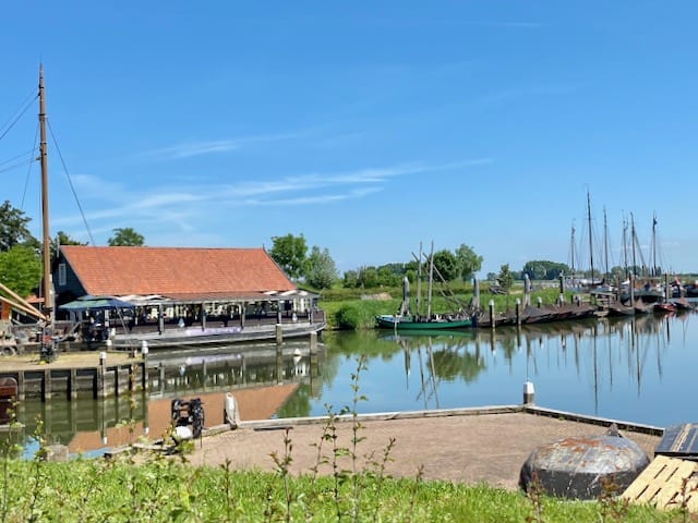 woudrichem-harbour