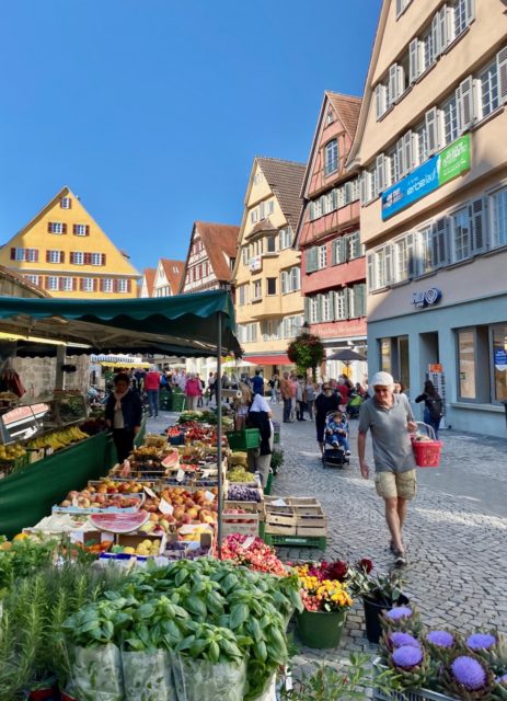 market-day-tubingen-photo