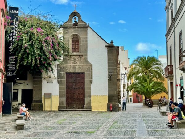 Things to see in Las Palmas: a walk in the old town | Velvet Escape