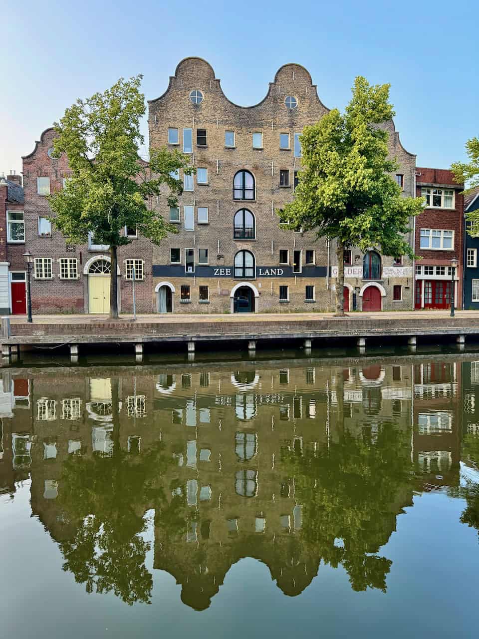 things to see in schiedam