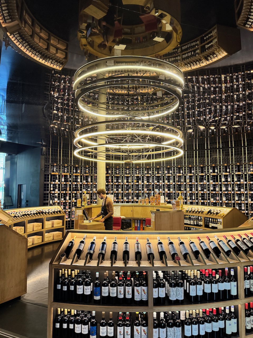 Things to see and do in Bordeaux - walking routes bordeaux attractions