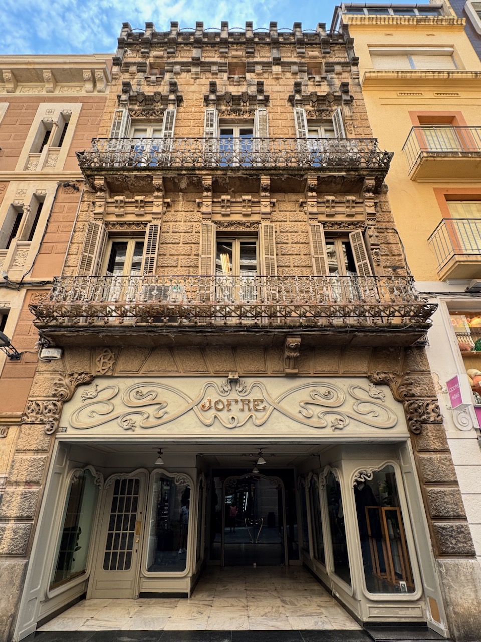 top modernist buildings in reus