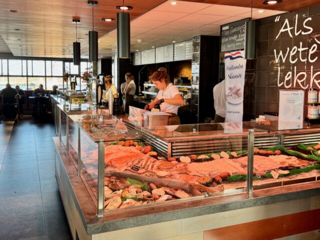 where to eat kibbeling in north holland