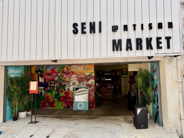 where to buy local art in ipoh